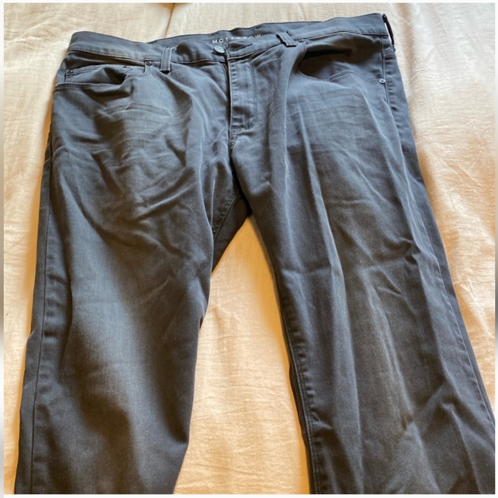 Mott and Bow slim stretchy jeans size 35x32